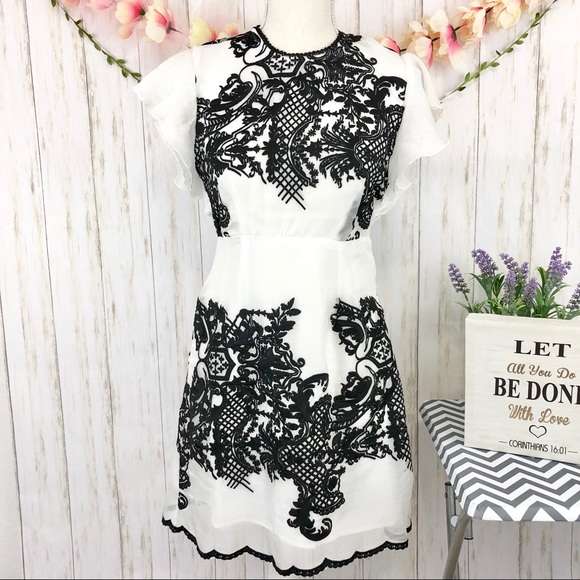 🌟NWT FOXIEDOX Amara Embroidered Dress - Picture 2 of 8